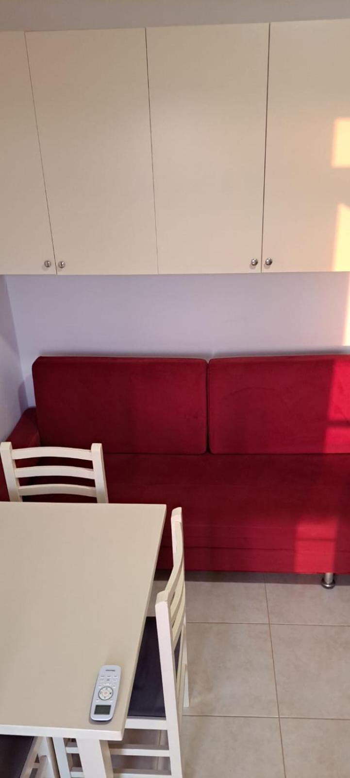 Araniti Apartment Velipoje Bagian luar foto