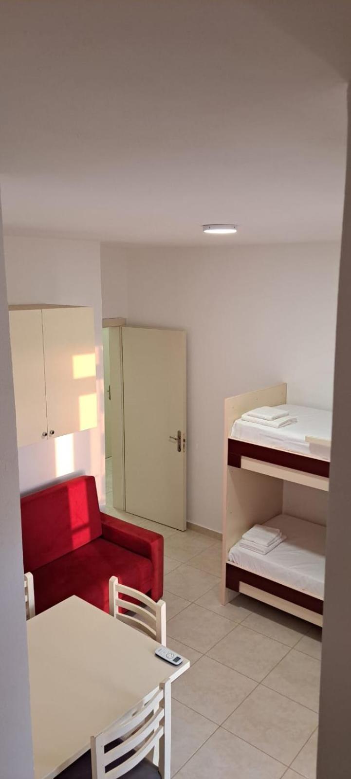 Araniti Apartment Velipoje Bagian luar foto
