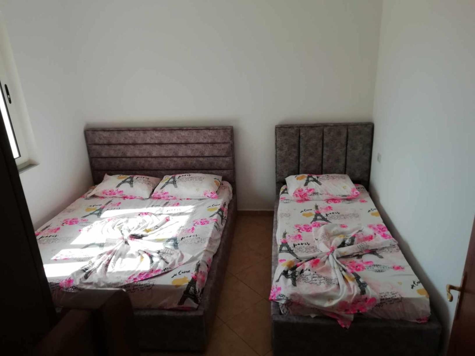 Araniti Apartment Velipoje Bagian luar foto