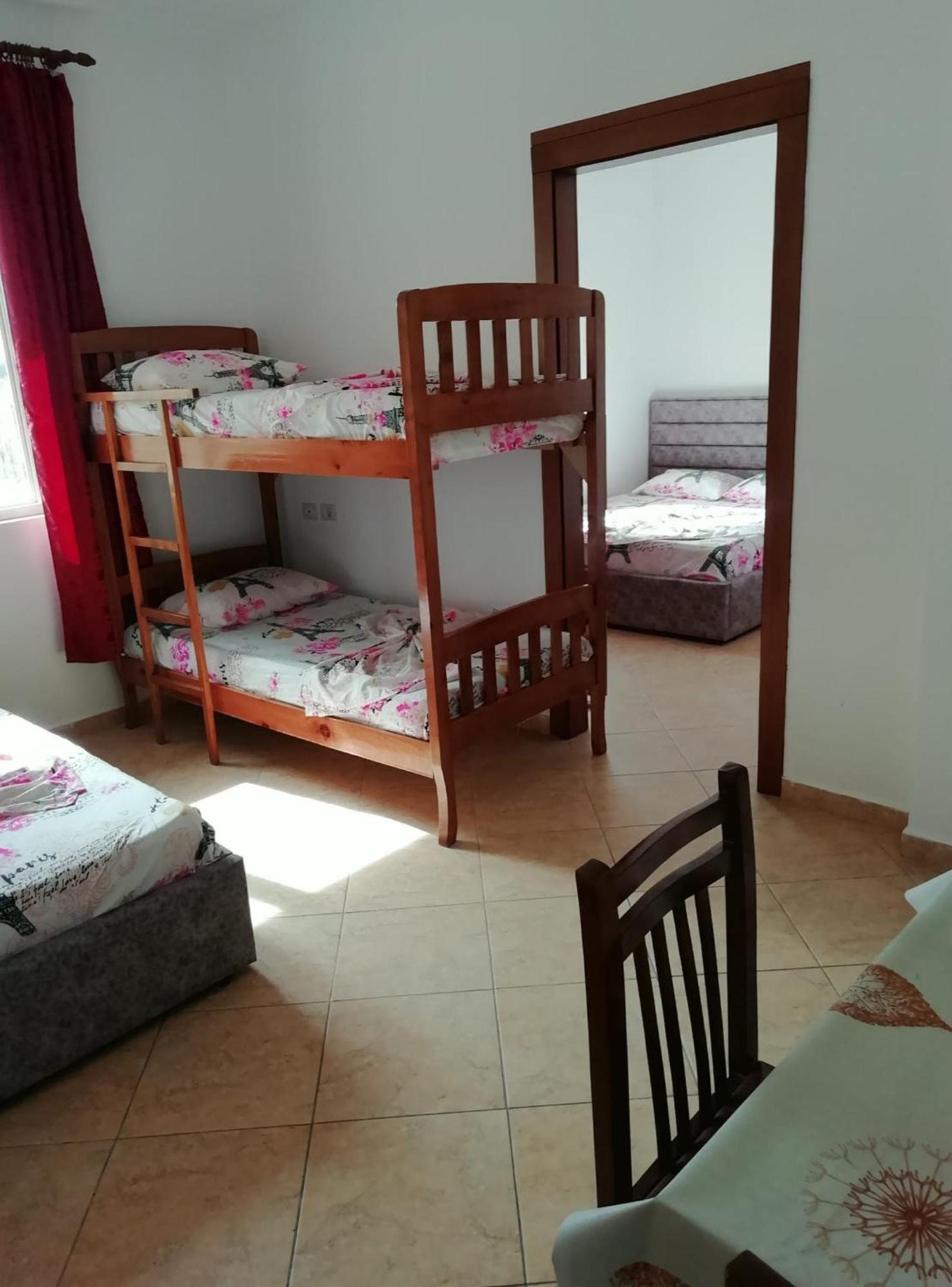 Araniti Apartment Velipoje Bagian luar foto